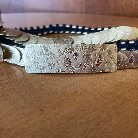 Vintage Metal Belt Gold Tone - Picture 2 of 14